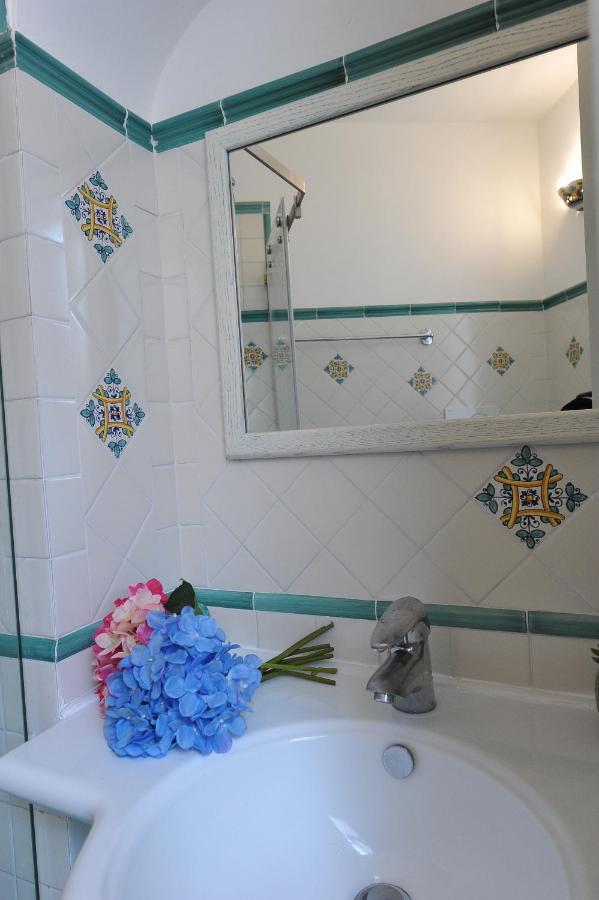 Casa Patty...Breath-Taking View! Apartment Positano Exterior photo